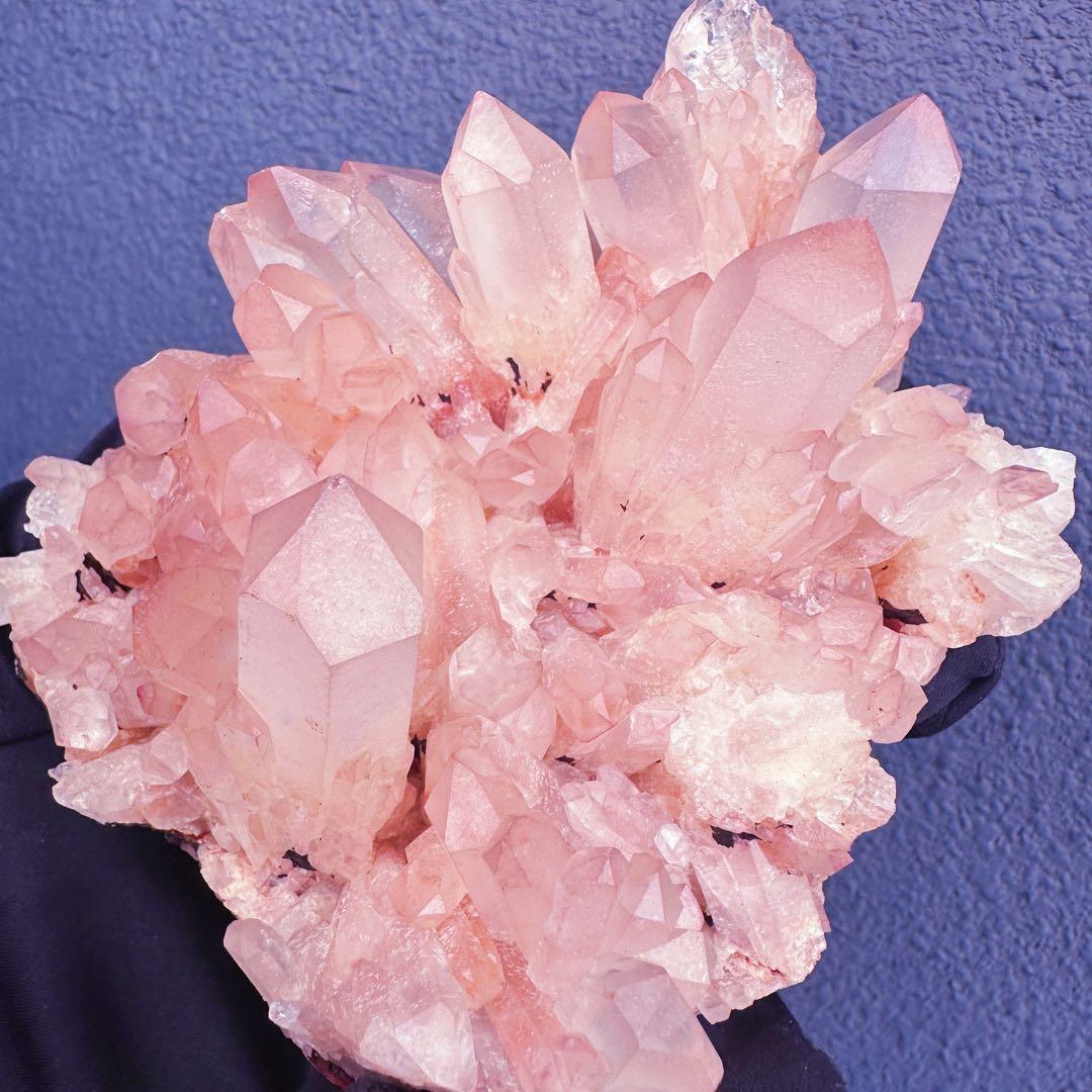 爆アレ❗️可愛いピンク♡超綺麗マダガスカル産パイナップルピンククラスターA1463