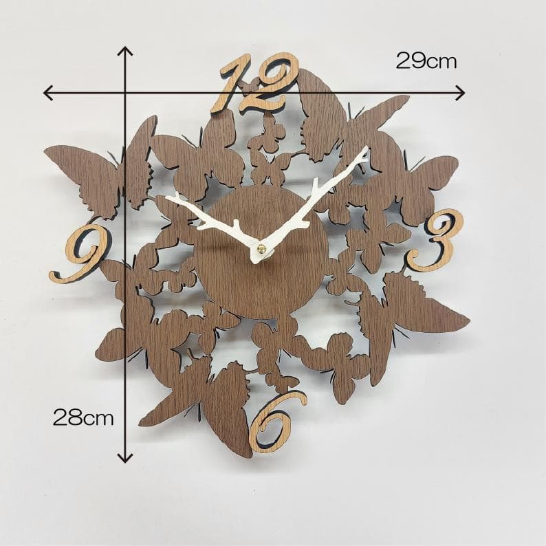 北欧風　立体的な蝶のデザイン木製掛け時計　静音タイプ