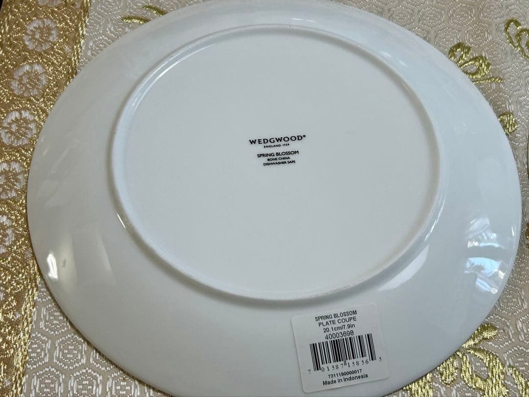 ウェッジウッド スプリングブロッサム　プレート ２枚セット