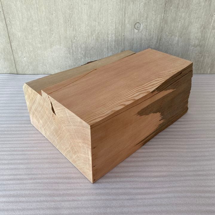 米松の変形直方体のディスプレイ置物(平中) -1