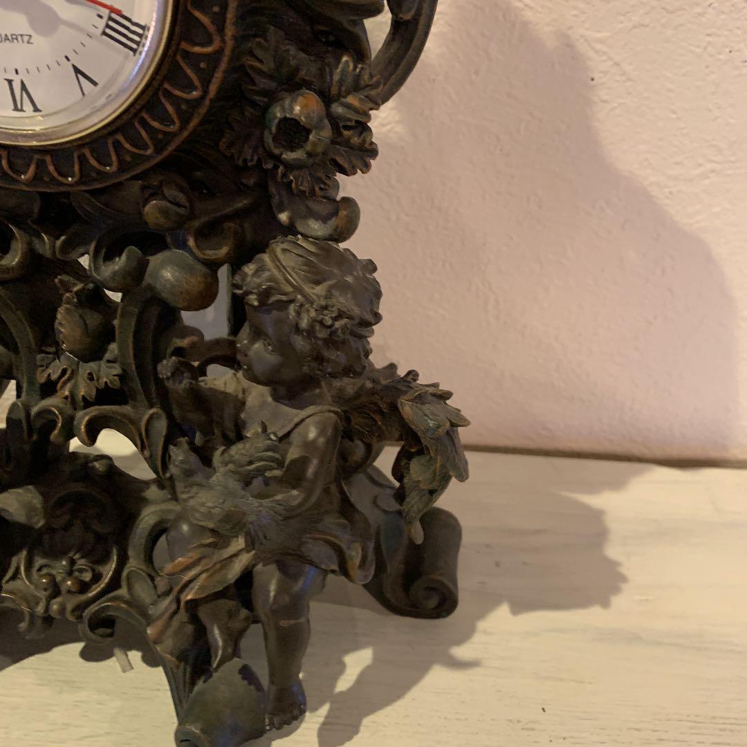 アンティークの天使の置き時計