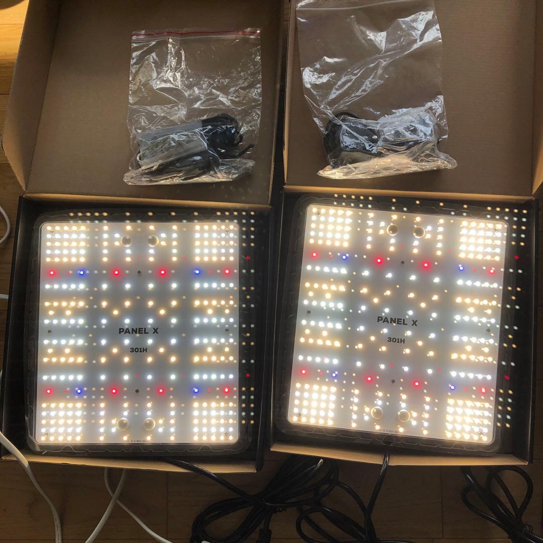 PANEL X PL-X 301H 4000K-4300K ２つ