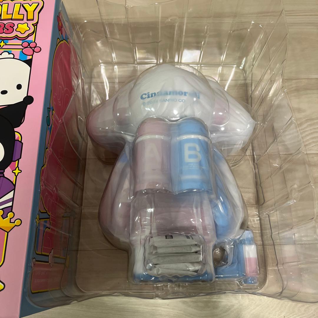 POPMART♡MEGA SPACE MOLLY 400% サンリオ シナモン