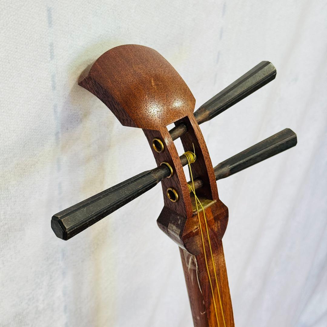 高級 三味線 中棹 紅木 丸打ち胴 ケース付き