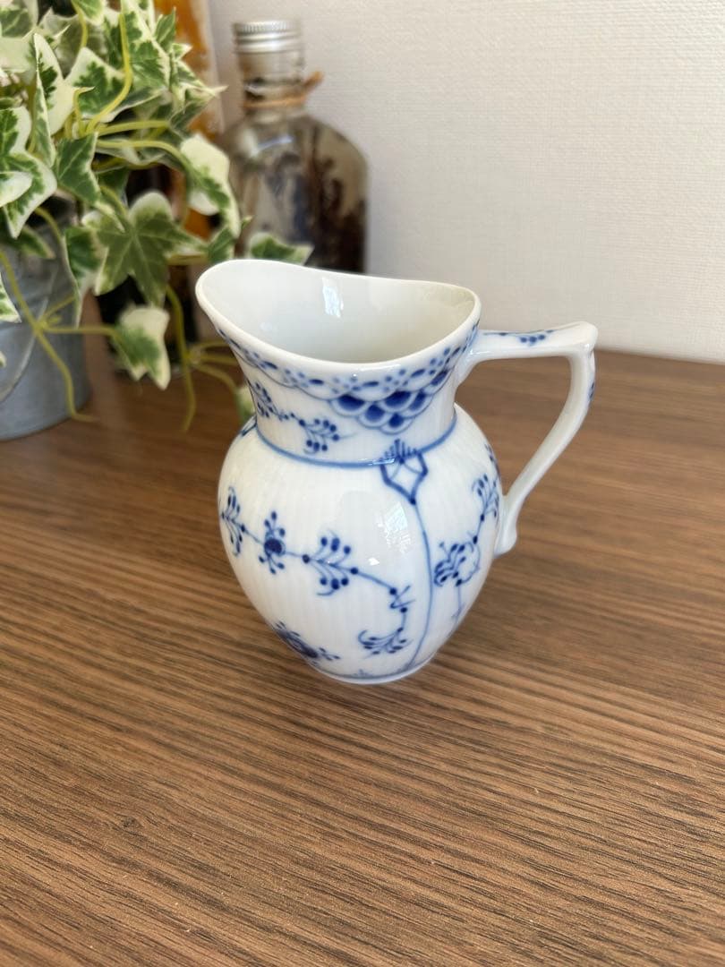 Royal Copenhagenブルーフルーテッド クリーマー ミルクピッチャー