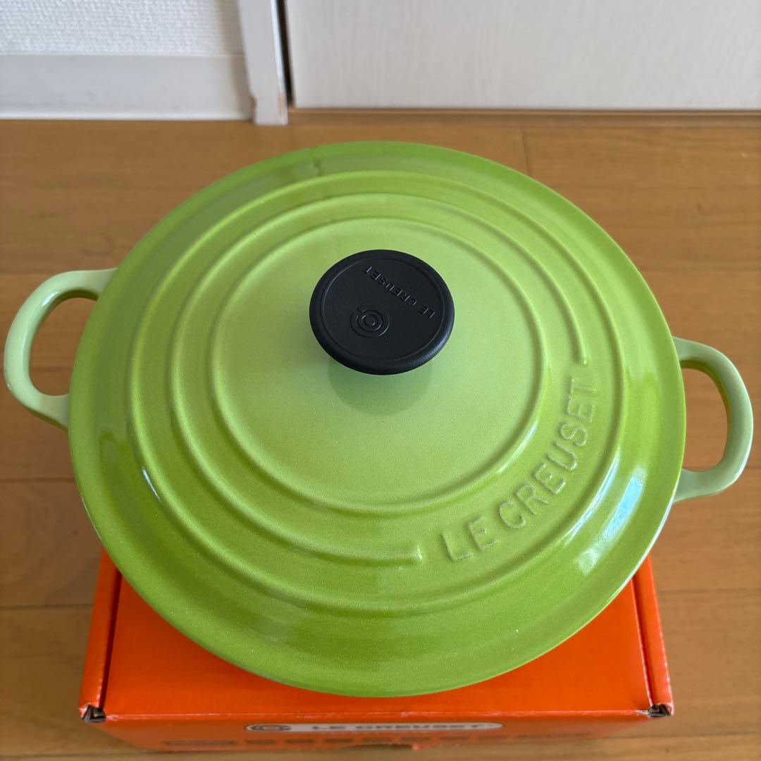 LE CREUSET ココットロンド　キウイ　20cm