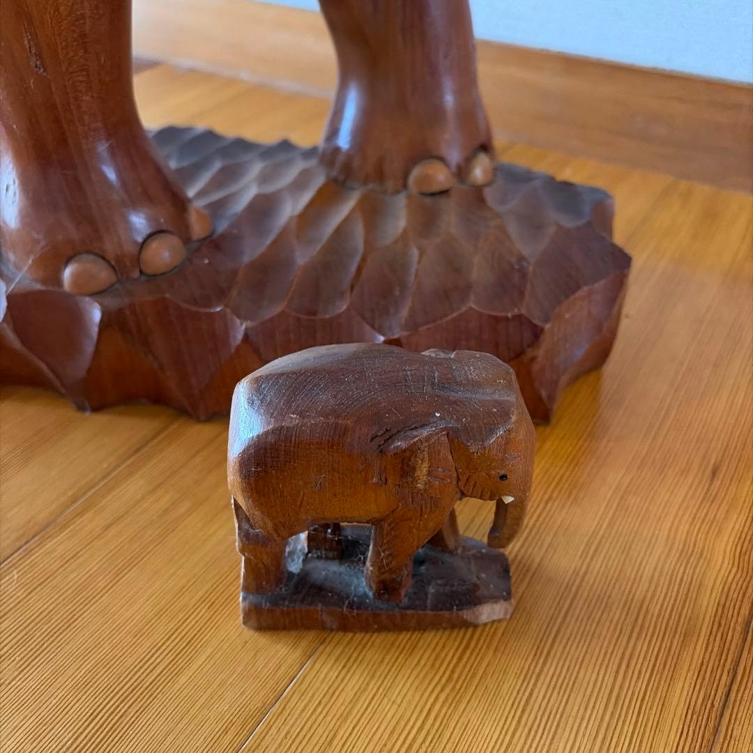 木製象の彫刻置物　オブジェ　大象と小象のセット