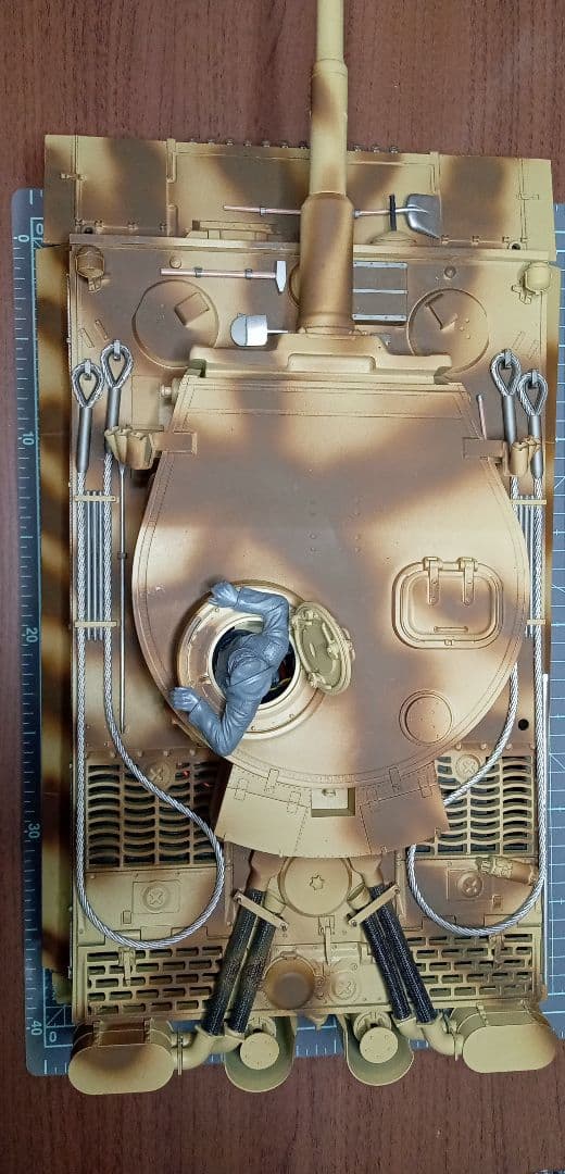 タミヤ1/16RCタンクTIGER−Ｉフルオペレーションセット完成品