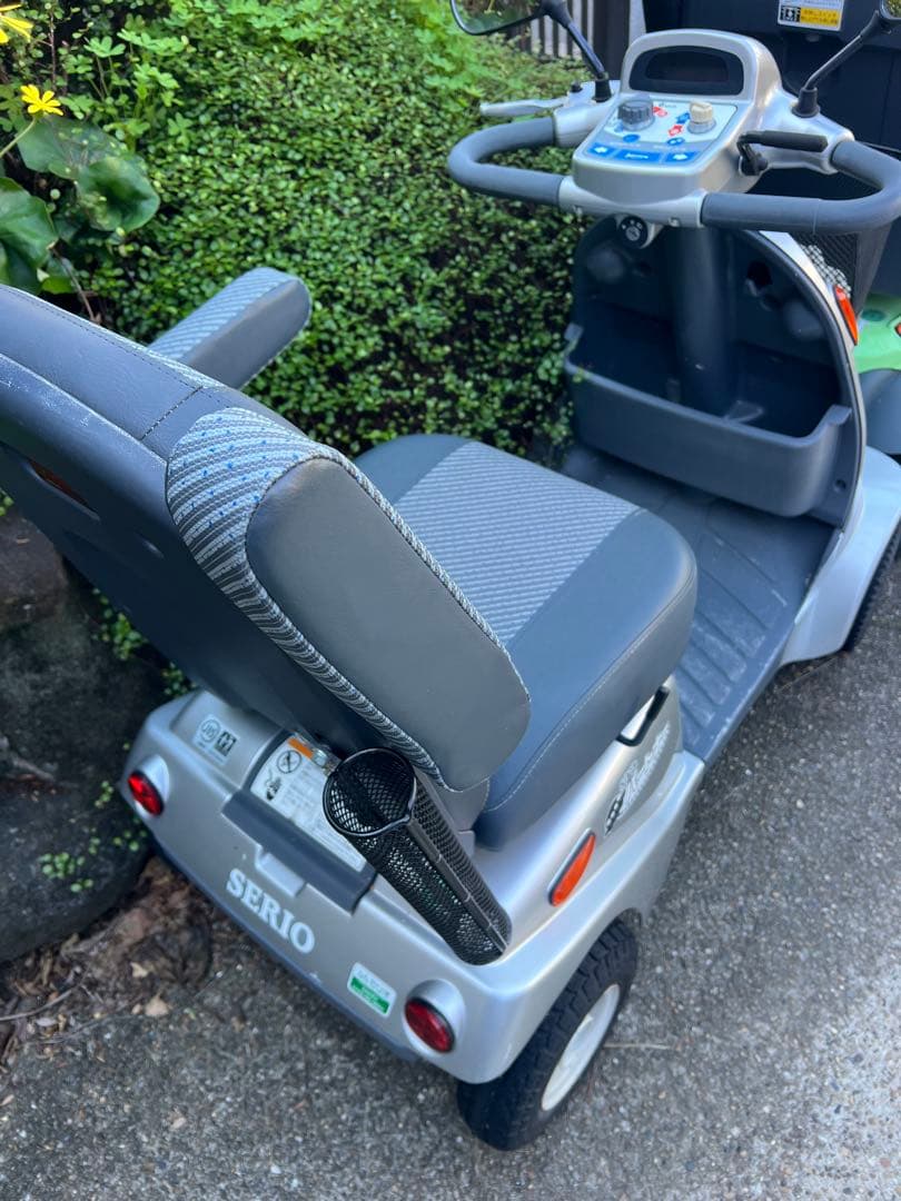 SERIO シルバーカー シルバーSBT40ともう一台緑のカートも含む