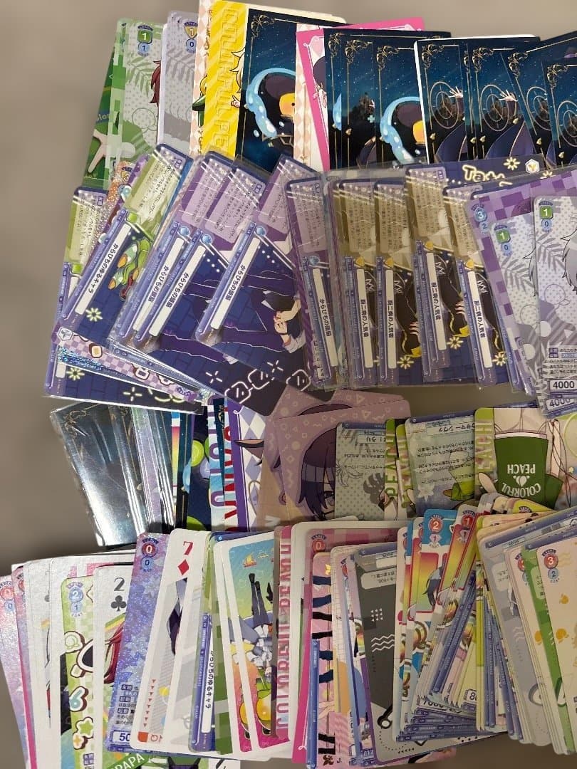 カラフルピーチ トレーディングカード 100枚以上