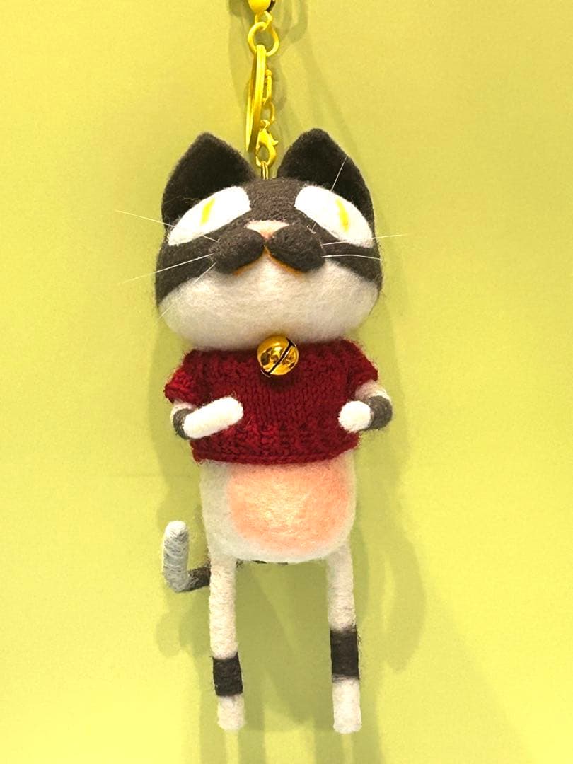 羊毛フェルトで作った可愛い猫のキーホルダー