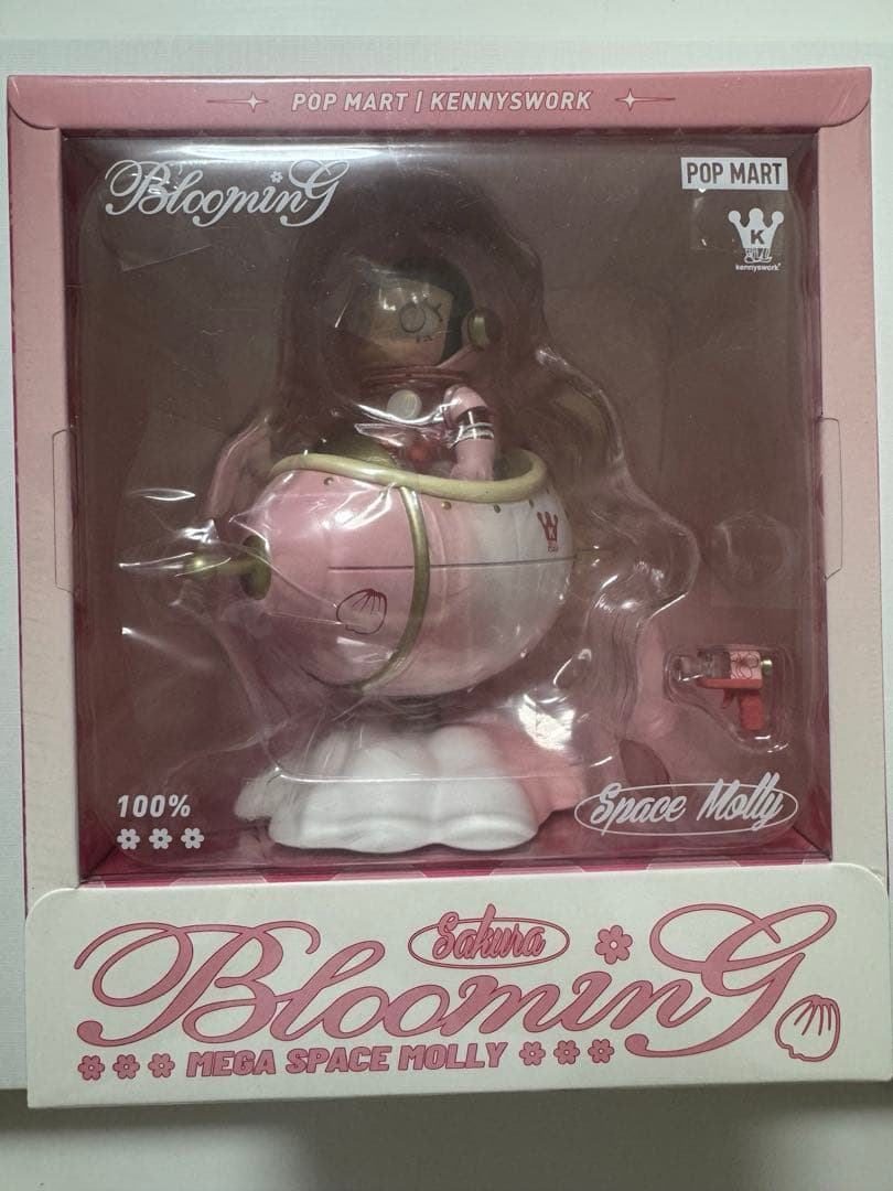 MEGA SPACE MOLLY 100% Blooming Sakura - メルカリ