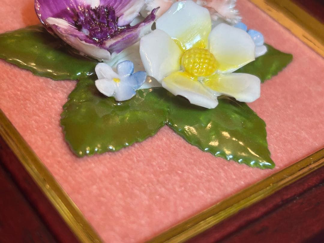 ロイヤルドルトン　  陶花額 　陶花　フラワー額壁掛け