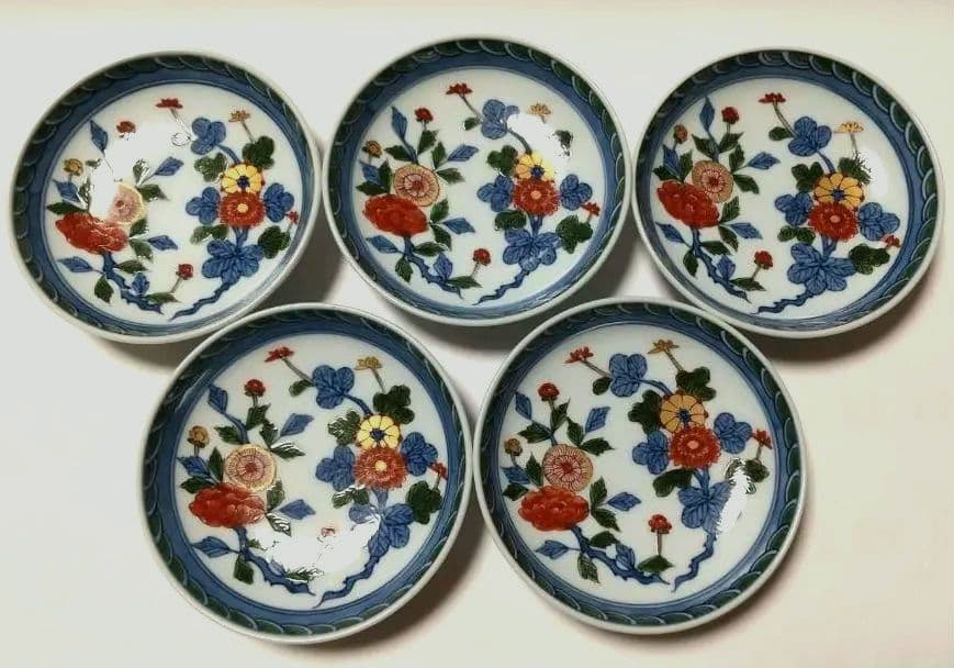 未使用品】源右衛門窯古伊万里風菊牡丹絵小皿5枚組共箱|mercari