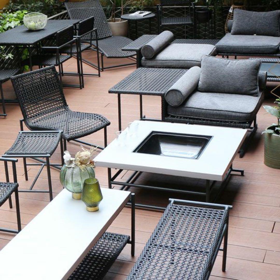 谷尻誠デザイン　サポーズデザインMAシリーズ　シングルソファ　サイドテーブル一体