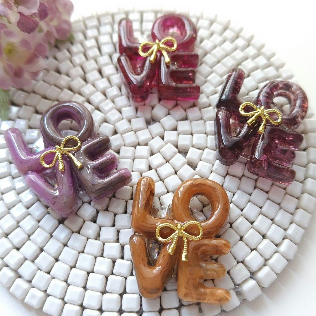 LOVE ライトブラウン レジンヘアゴム