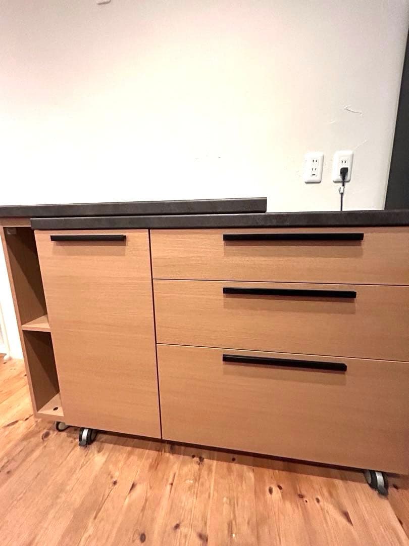 ハト嫁。　美品☆パモウナのエクステンションテーブル付きキッチンカウンター