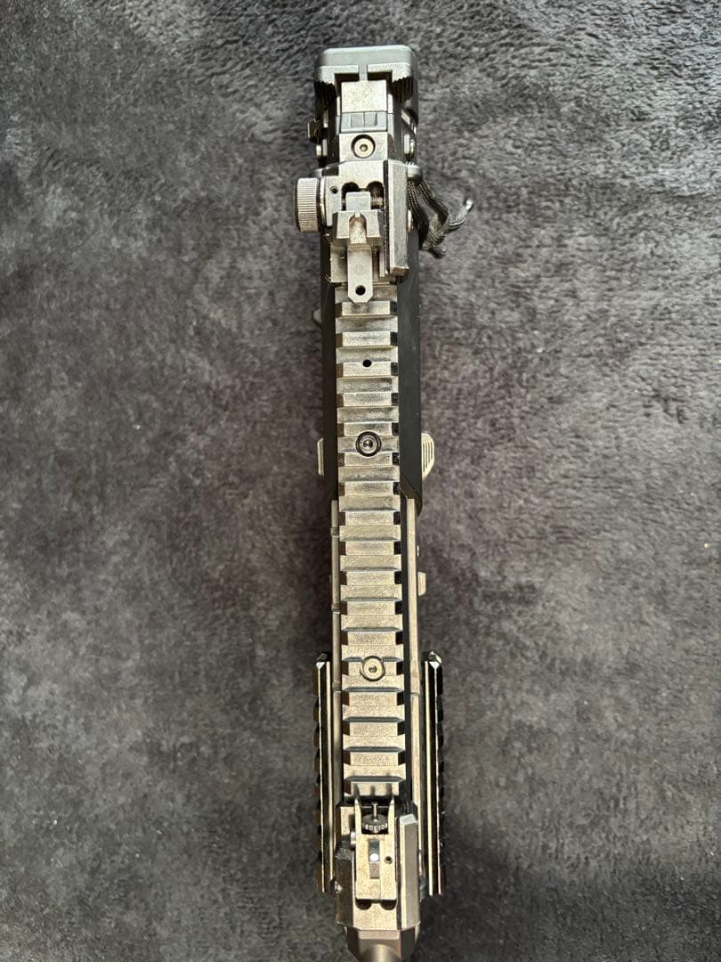 ジャンク】東京マルイ MP7A1 電動コンパクトマシンガン マガジン4本付