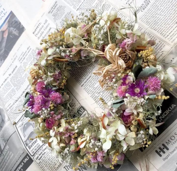 紫陽花と小花のリース