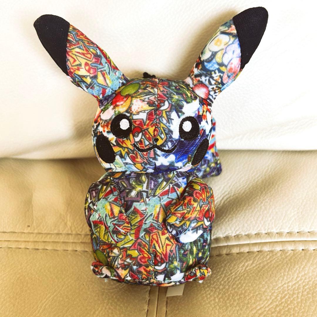 渋谷限定ピカチュウ ぬいぐるみ グラフィティデザイン - メルカリ