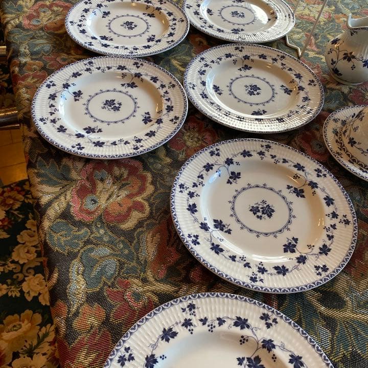 ロイヤルドルトンヨークタウンティーセット15点フルハース