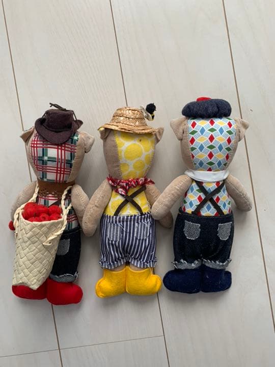 ハンドメイド3びきのコブタ