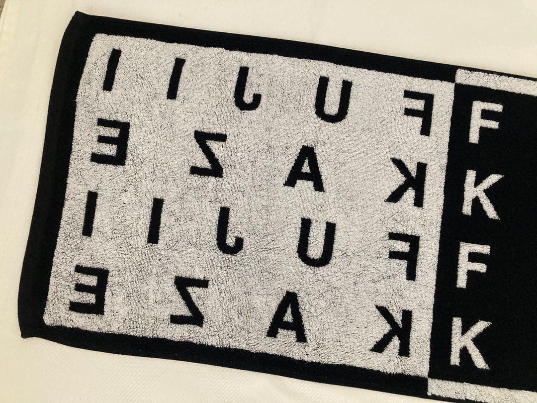 2回使用 美品☆FUJII KAZE ロゴタオル☆フェイスタオル 藤井風 - メルカリ