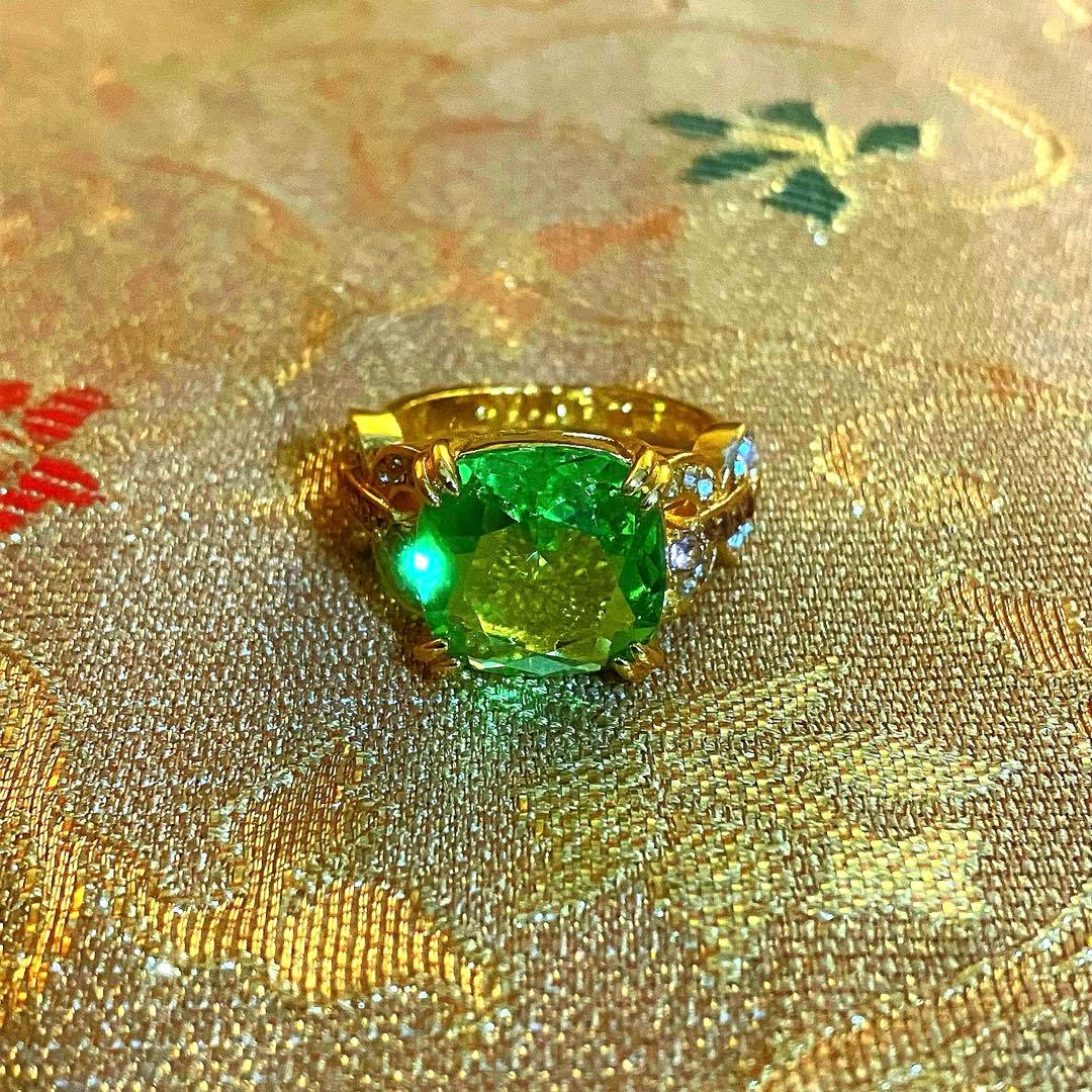 《覚醒呪物》仕事運、財運を高めるエメラルドの指輪　成長　魔除け曰く付き　縁起物