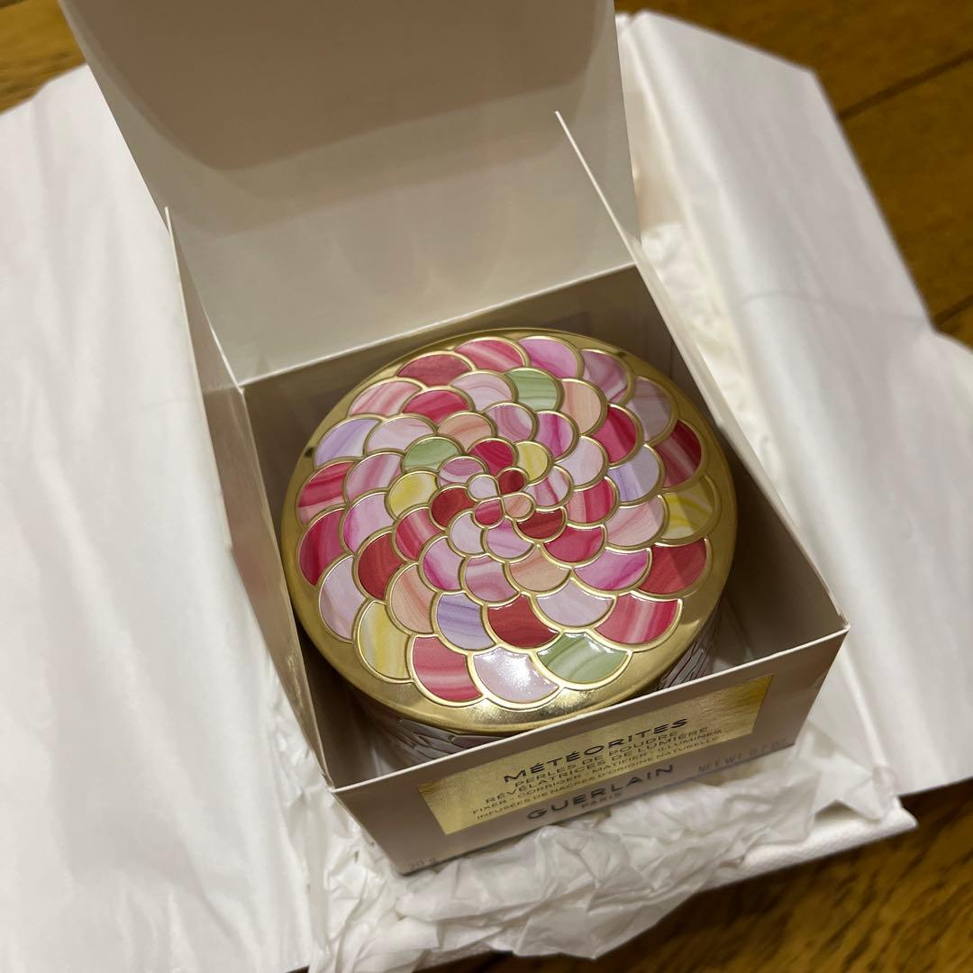 GUERLAIN メテオリット ビーユ ブラシ