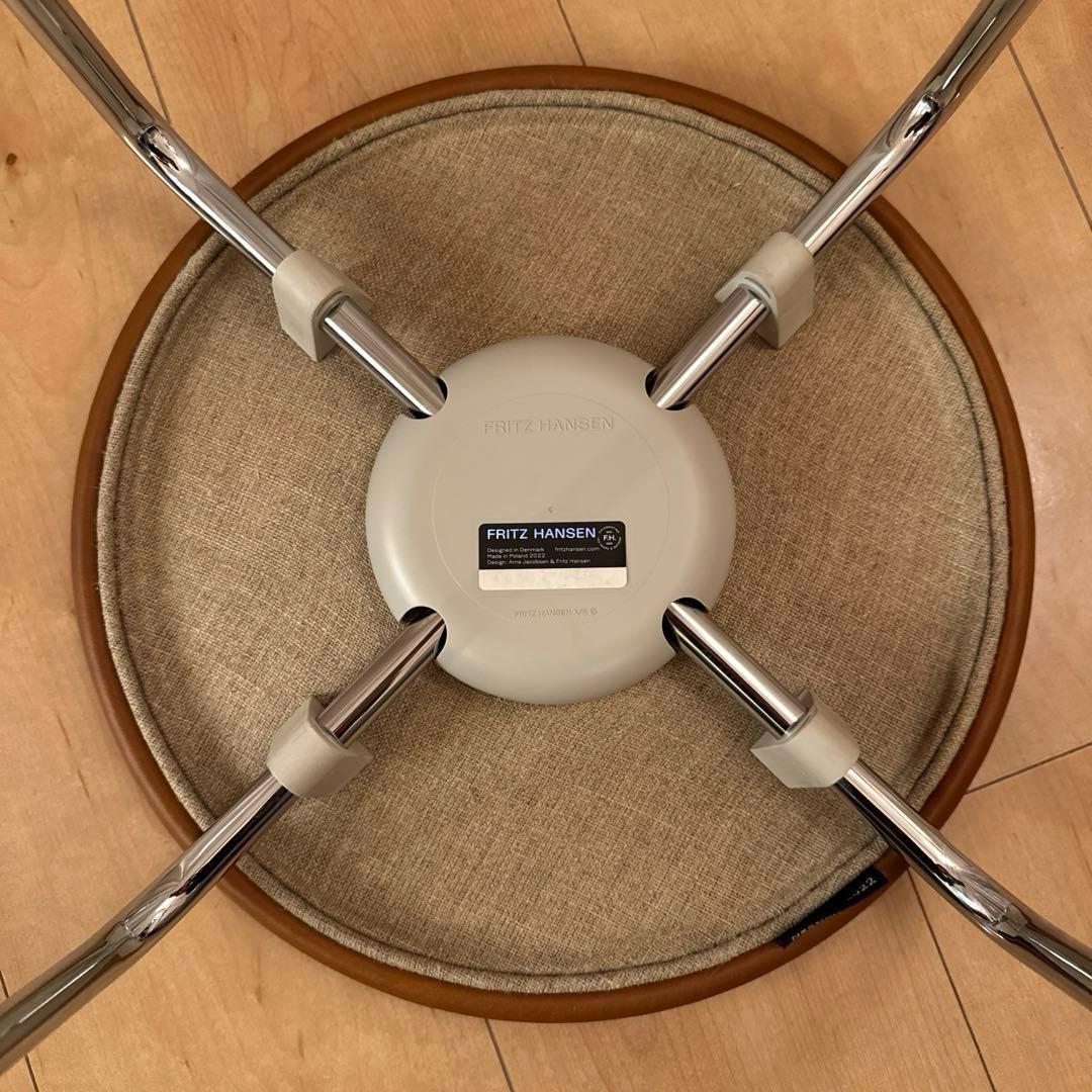 ドットスツール ワイルドレザー ウォルナット FRITZ HANSEN