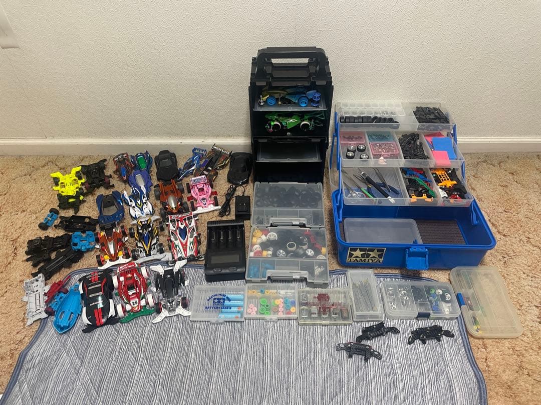 ミニ四駆 引退品 まとめ売り バラ売り不可 - メルカリ