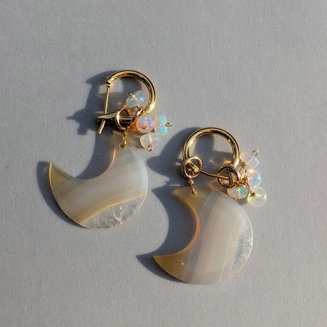 アイリスアゲート ムーン ピアス