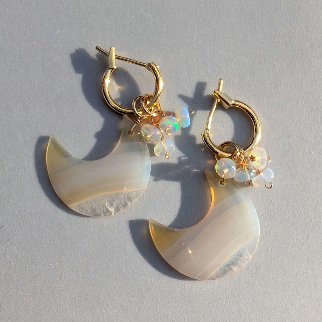 アイリスアゲート ムーン ピアス