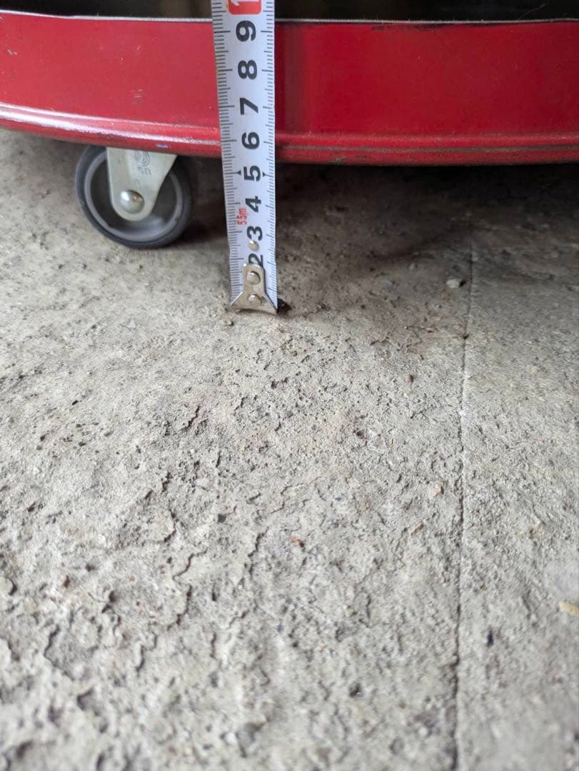 ドラム缶　リメイク　レッド　キャスター付き３段シェルフ