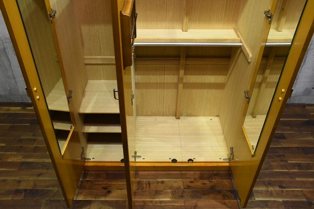 DEK40 府中家具 バーズアイメープル ワードローブ 最高級 鳥目杢 3面扉