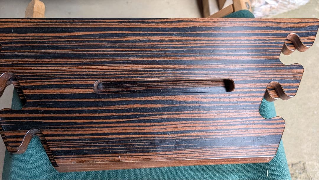 thearth ざぁーす　ヘキサテーブル　黒しま次郎