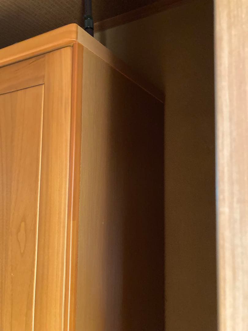 木製タンス／支え棒2本