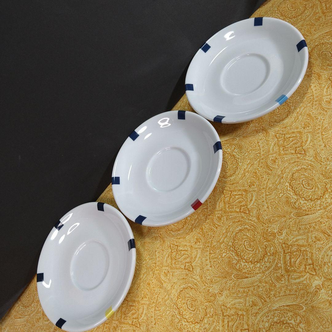 「カフェ コムサ」／カップ・皿・ティーポット・ピッチャー