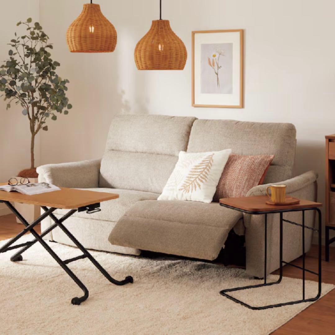 ごりしょー　ニトリ電動リクライニング ソファ　3人用布張りベージュ