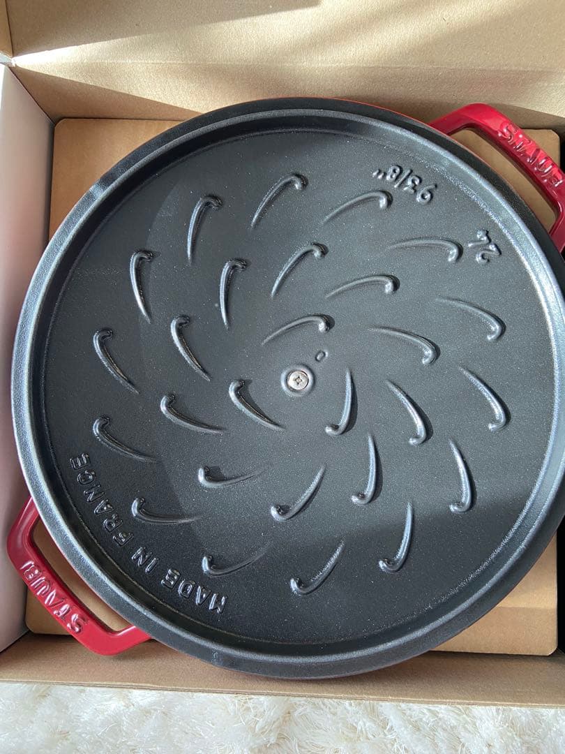 ⭐︎レア　STAUB ストウブ　ドラゴン ボルドー ブレイザー24cm