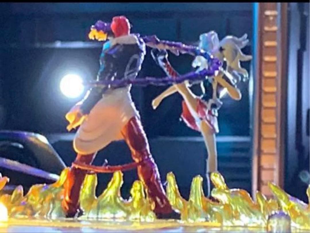 遊びは終わりだッ‼︎1/64フィギュア　格闘家　紫炎の拳を持つ男一体