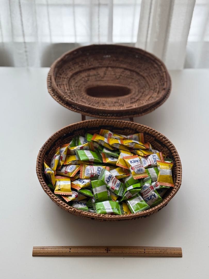 天然素材　アタ雑貨　蓋付き楕円小物入れ