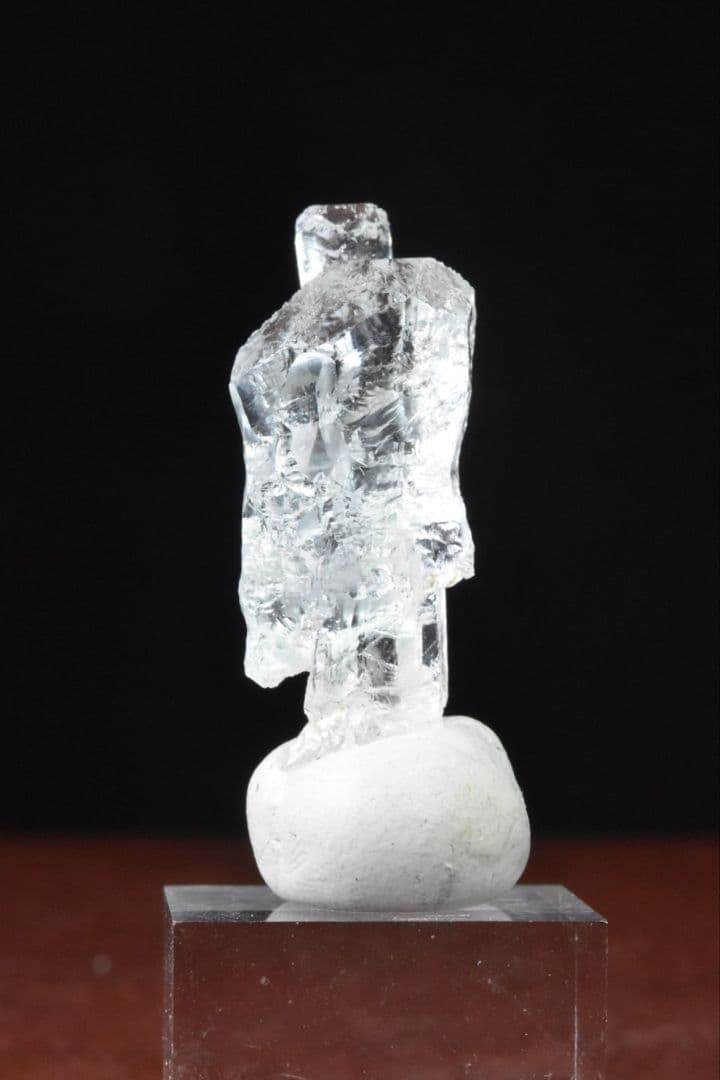 パキスタン ナガール産 エッチングアクアマリン