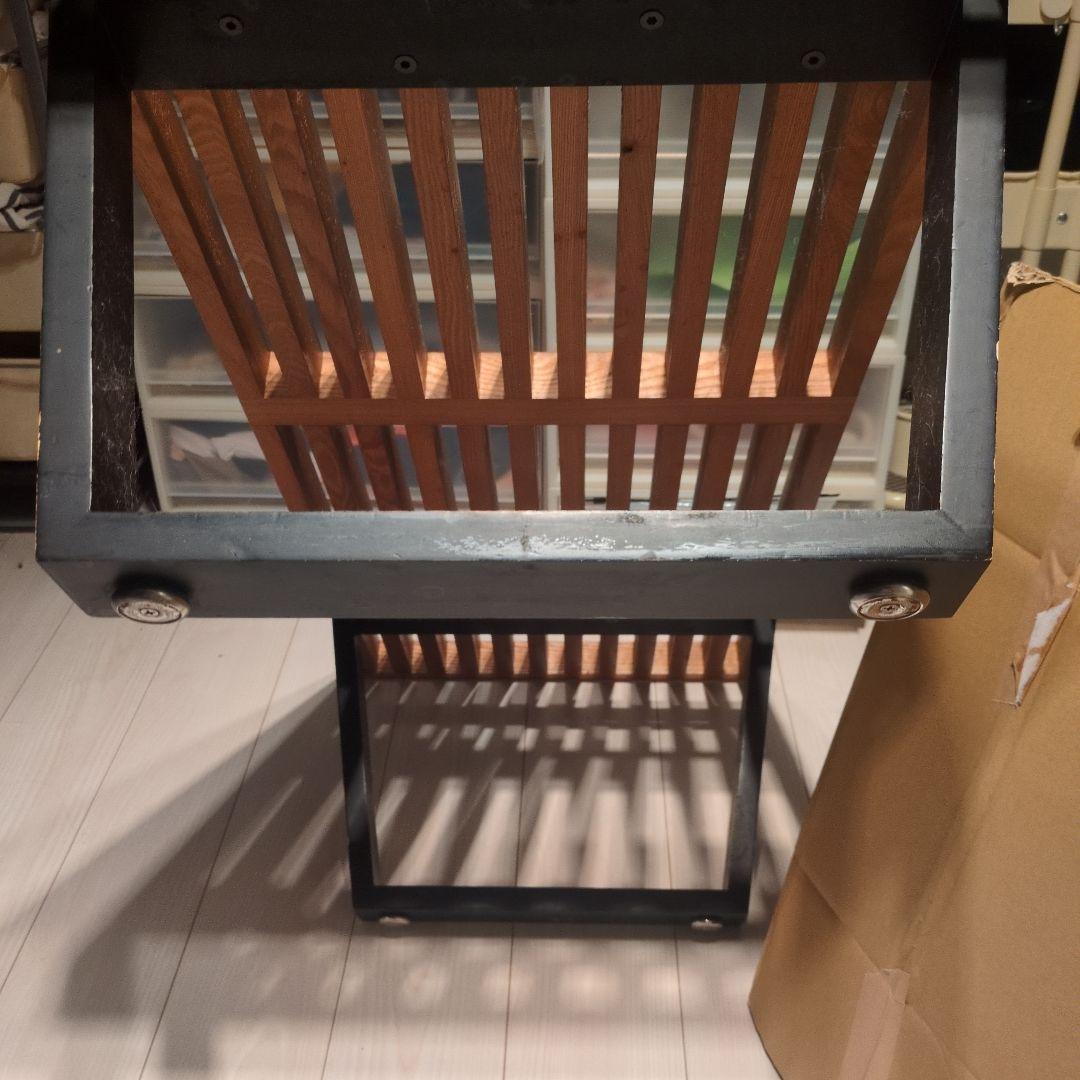 【引き取り/着払い限定】ガラス天板付き プラットフォームベンチ　ネルソンベンチ風