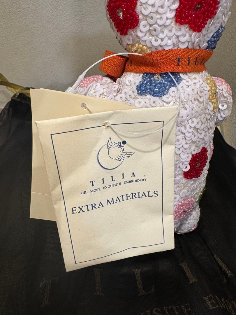 【美品】希少 チリア 田川啓二 ビーズとスパンコール刺繍のベア Mサイズ
