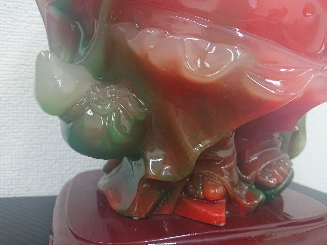 H1 天然石推測 布袋様 台座付き オブジェ 七福神 布袋尊 縁起物 翡翠 瑪瑙