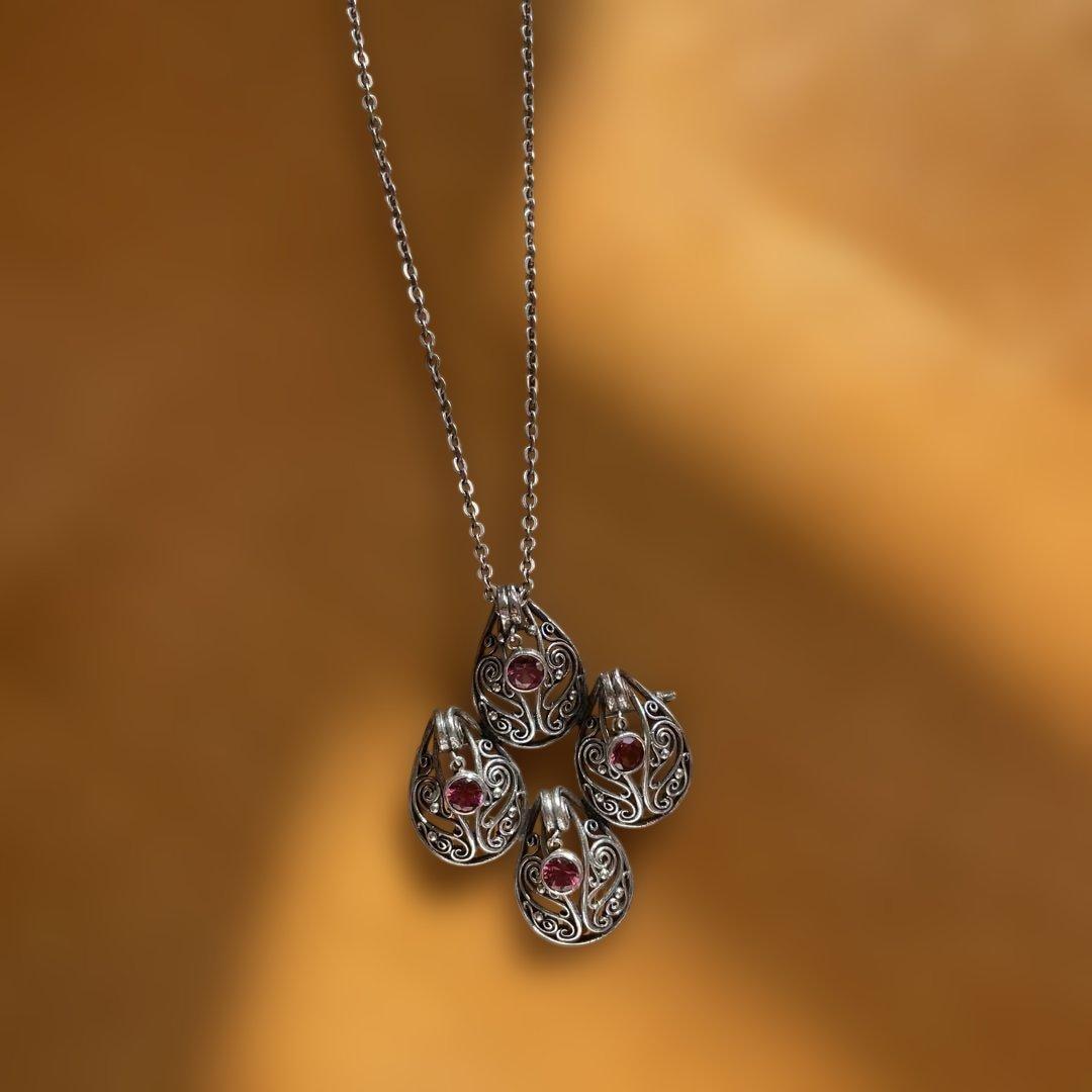 山田礼子作品　フィリグリー ティアドロップ ネックレス