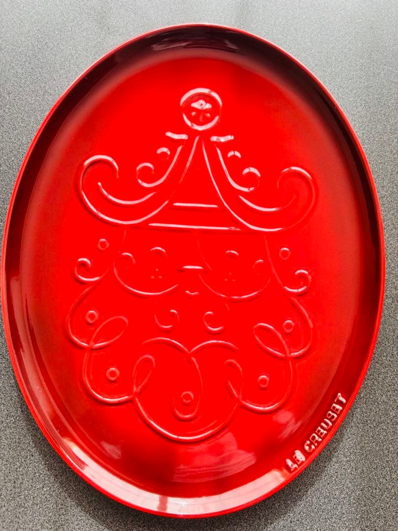 ルクルーゼ　オーバル・プラッター　サンタレリーフ スノーフレークプレート　レア