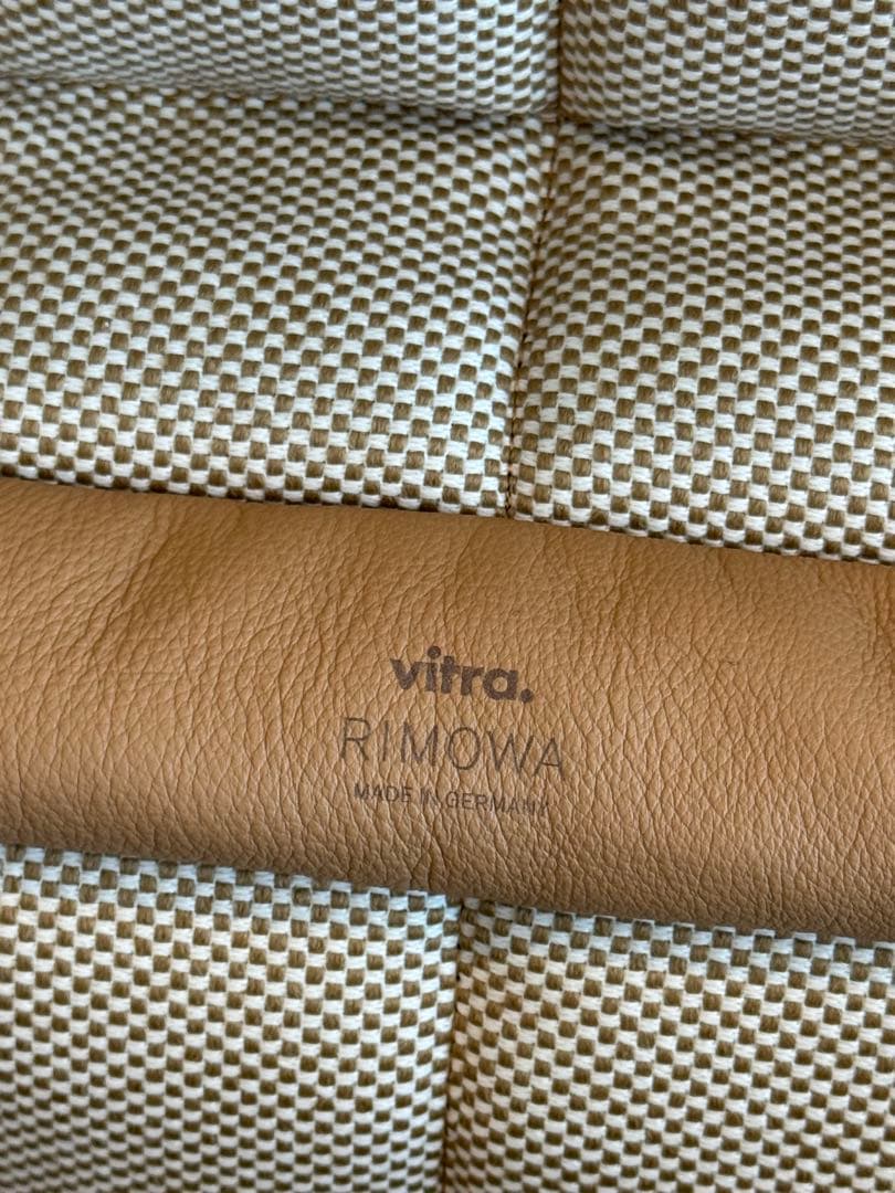 リモワ　RIMOWA Vitra ヴィトラ　アルミ製スツール 限定商品