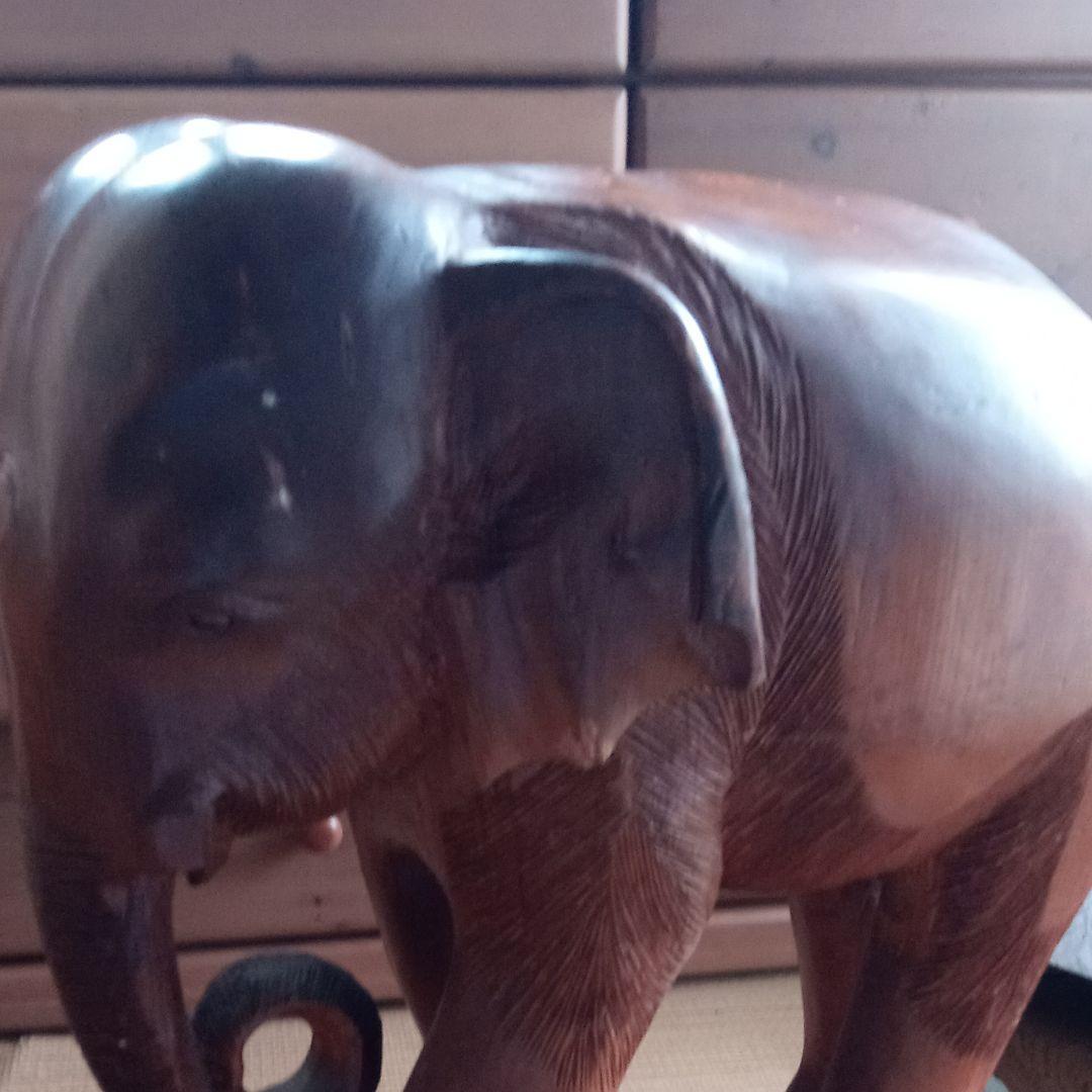 像の彫刻(木製)